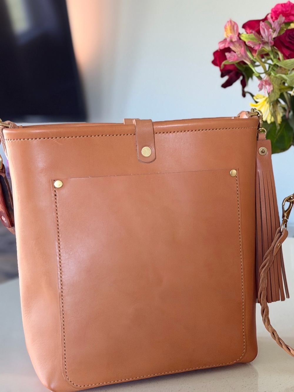 Lamb Leather Goods LLC Veg Tan Leather Bennett Bucket Tote